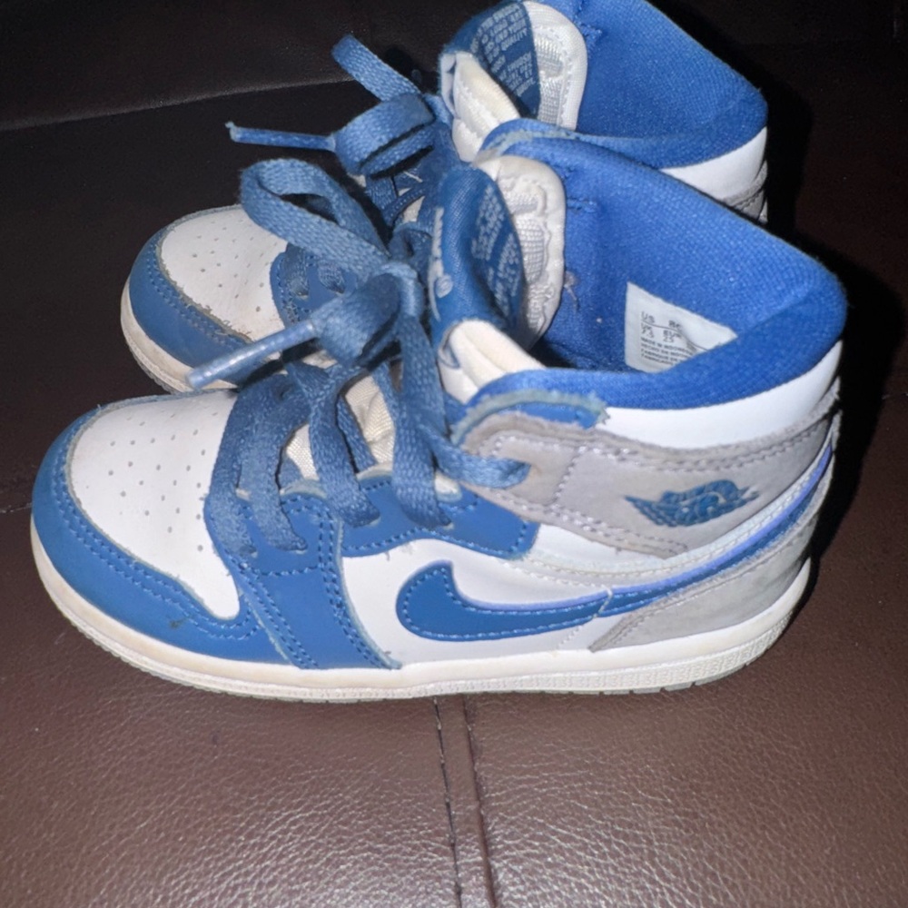 Nike Air Jordan - Toddler Blue and White High Top Sneakers